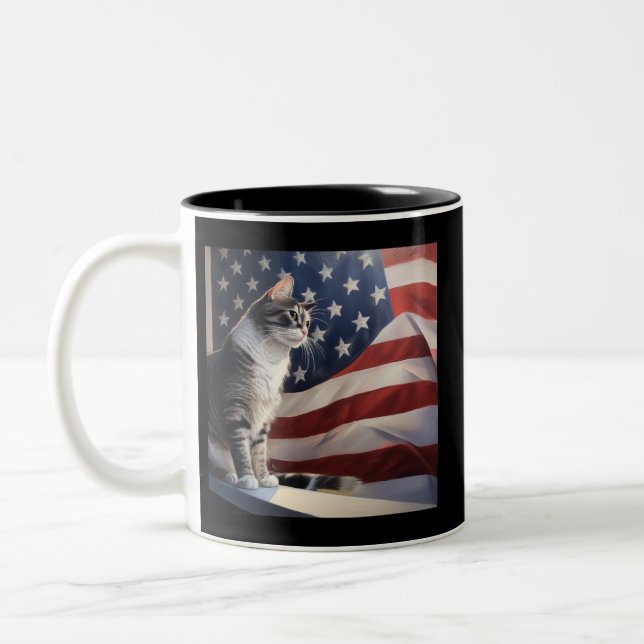 Ägäische Katze vor amerikanischer Flagge Zweifarbige Tasse (Links)
