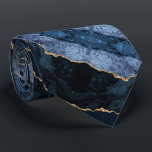 Agate Blue Gold Marble Elegante Neck Tie Geschenk Krawatte<br><div class="desc">Krawatte mit Agate Navy Blue Gold Edelstein Marble Geode Glitzer Sparkle Geburtstag - Geburtstag - Geburtstag oder Hochzeitsgeschenk / Beißig - Personalisiert - Fügen Sie Ihren Brief / oder Name - Text / mehr - Machen Sie Ihre besondere Krawatte Geschenk - Neu vergrössern und verschieben oder entfernen und fügen Sie...</div>