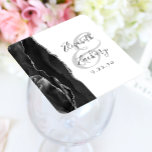 Agate Geode Script Black Silver Wedding Rechteckiger Pappuntersetzer<br><div class="desc">Dieses elegante moderne Hochzeitsgeschenk-Untersetzer besticht durch eine schwarze Aquarellfarbe,  die durch ein geodoriertes Design mit Imitaten aus silberem Glitzer besticht. Einfache Anpassung des kohlegrauen Textes auf weißem Hintergrund,  mit den Namen der Braut und des Bräutigams in handschriftlicher Kalligraphie über einen großen,  hellgrauen Ampersand.</div>
