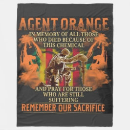 AGENT ORANGE FLEECEDECKE