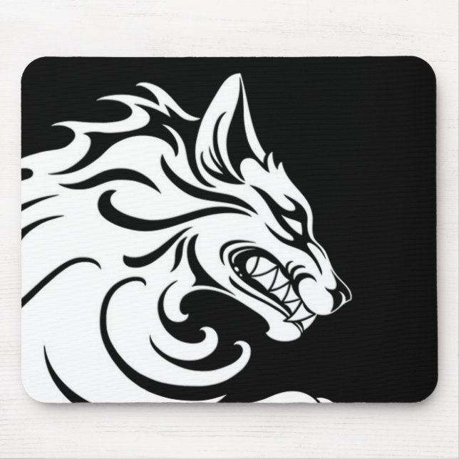 Aggressiver weißer und schwarzer Stammes- Wolf Mousepad (Vorne)