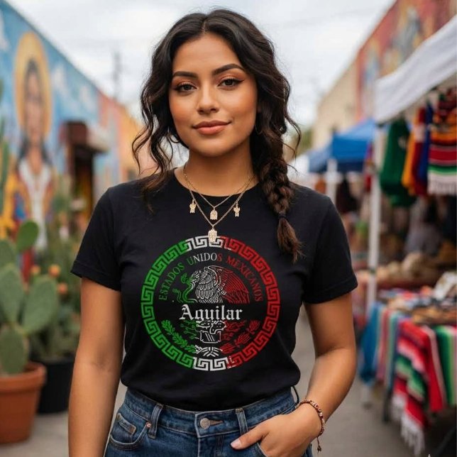 Aguilar Nachname México Emblem Shirt (Aguilar Last Name T-shirt)