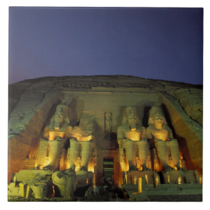 Ägypten, Abu Simbel, Kolossale Figuren von Ramses Fliese