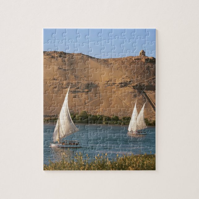 Ägypten, Assuan, Nile River, Felucca Segelboote, Puzzle (Vertikal)