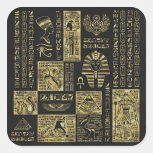 Ägyptische Hieroglyphen und Symbole auf schwarzem  Quadratischer Aufkleber