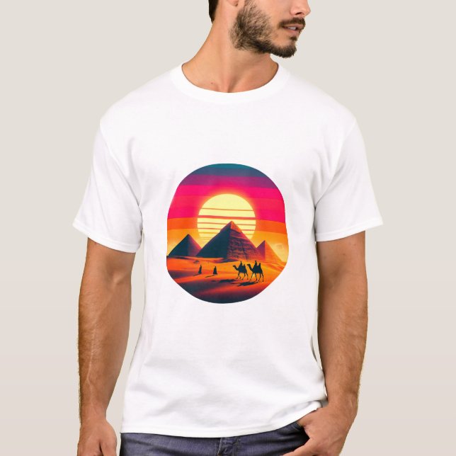 Ägyptische Pyramiden Neon-Sonnenuntergang – Retro- T-Shirt (Vorderseite)