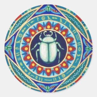 Ägyptische Scarabäusaufkleber durch Soozie Wray. Runder Aufkleber