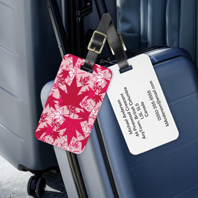 Ahorn-Blätter auf rosa Hintergrund Gepäckanhänger (Maple Leaves on a Pink Background Luggage Tag by The Canadian Outpost Shop)