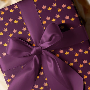 Ahornblätter fallen Baby Shower Geschenkpapier
