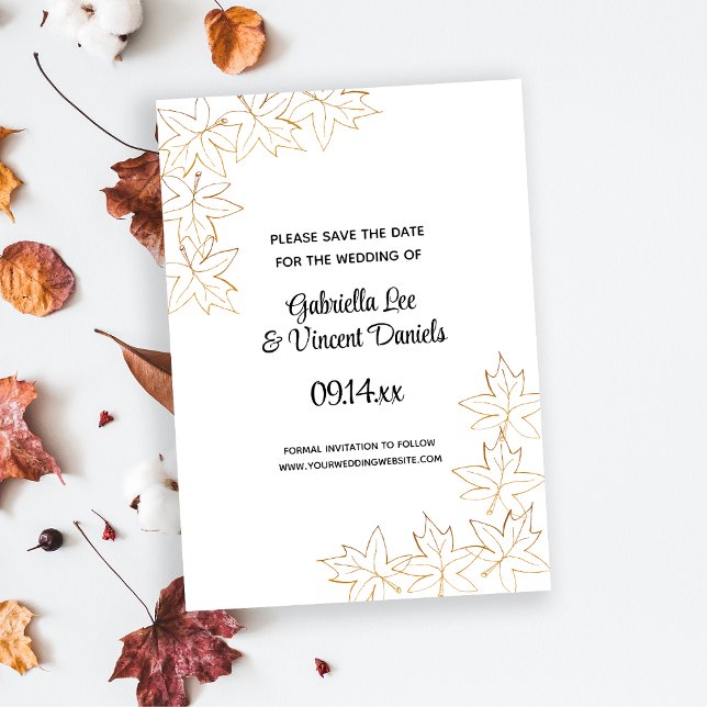 Ahornleaf-Edge-Hochzeit im Herbst Save the Date (Fall in love with this autumn leaves wedding save the date announcement card.)