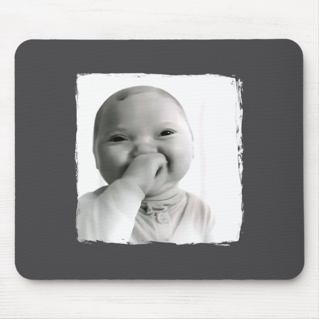 Ai Baby Giggling Holding Back Laugh Funny Viral Ge Mousepad (Vorne)