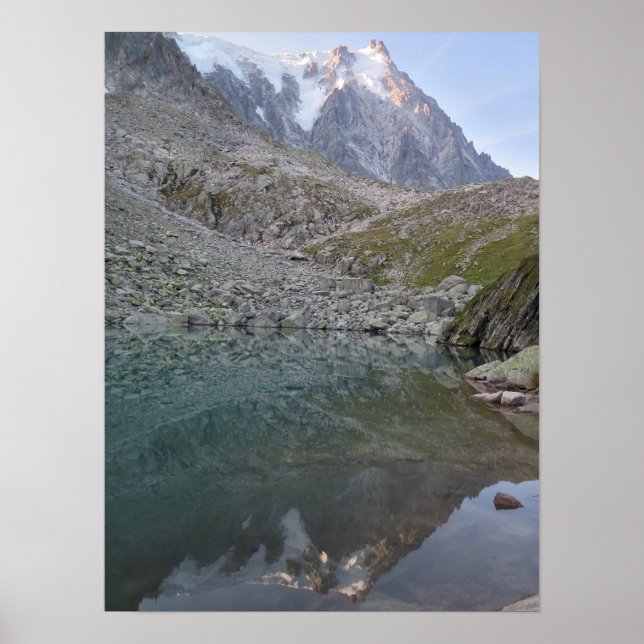 Aiguille du Midi Reflektion in Lac Bleu Poster (Vorne)