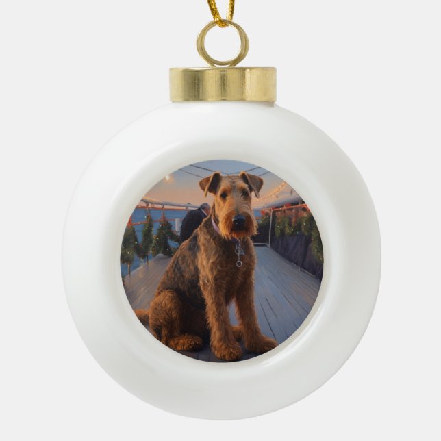Airedale Christmas Cruise: Pawsome Holiday Delight Keramik Kugel-Ornament (Vorderseite)