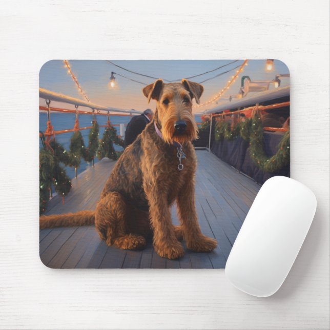 Airedale Christmas Cruise: Pawsome Holiday Delight Mousepad (Mit Mouse)