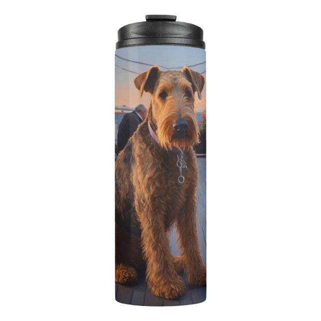 Airedale Christmas Cruise: Pawsome Holiday Delight Thermosbecher (Vorderseite)
