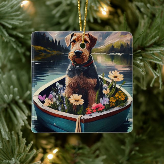 Airedale Dog on a Paddle: Ein Landschaftliches Abe Keramikornament (Baum)