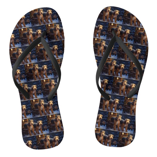 Airedale Snowy Sleigh Reiten Weihnachtsdekor Flip Flops (Fußbett)