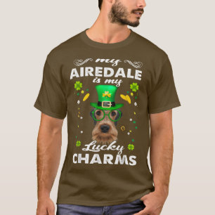 Airedale Terrier ist mein glücklicher Charm St Pat T-Shirt