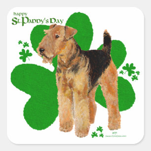 Airedale Terrier St Paddy Quadratischer Aufkleber