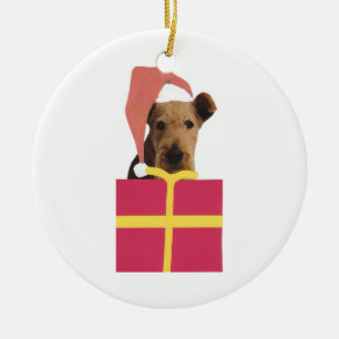 Airedale-Terrier-Weihnachtsmannmütze-Verzierung Keramikornament