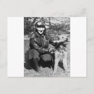 Airedale und Aviatrix, Anfang der 1920er Jahre Postkarte