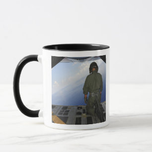 Airman beobachtet den Golf von Mexiko Tasse