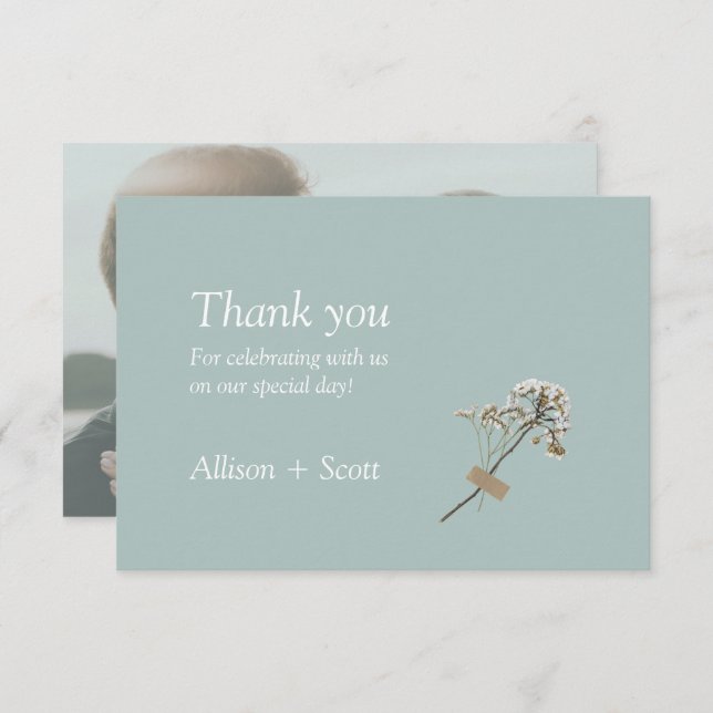Airy Green Minimalistisch Foto Hand Press Floral Dankeskarte (Vorne/Hinten)