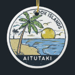 Aitutaki-Cookinseln Vintag Keramik Ornament<br><div class="desc">Aitutaki Vektorgrafik Design. Aitutaki ist eine der Cook-Inseln,  die sich im Südpazifik befinden. Es besteht aus einer Hauptinsel,  einer türkisfarbenen Lagune und einem umliegenden Riff.</div>