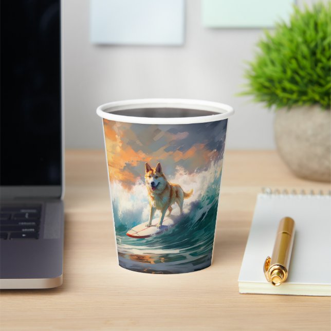 Akita Beach Surfgrafieren Pappbecher (InSitu)