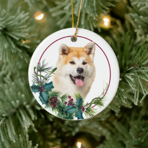Akita Dog Evergreen Berry Wreath Keramik Ornament