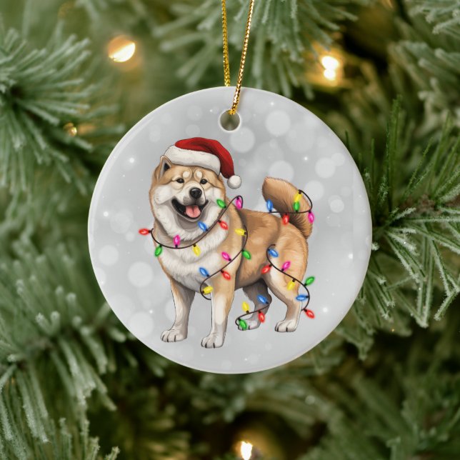 Akita Dog in Weihnachtsbeleuchtung eingeschlossen Keramik Ornament (Baum)