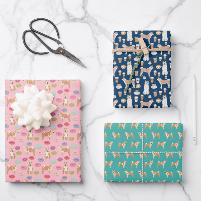 Akita Dog Kaffee und Donuts Geschenkpapier Set (Vorderseite)
