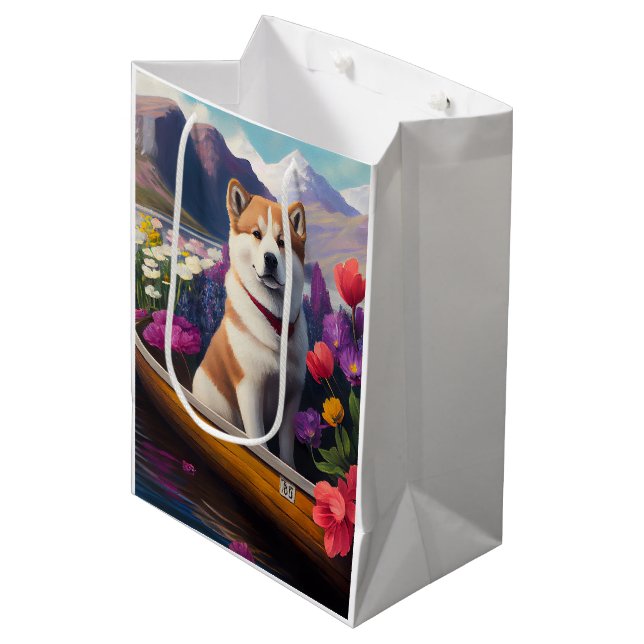 Akita Dog on a Paddle: Ein Landschaftliches Abente Mittlere Geschenktüte (Vorderseite Schrägansicht)