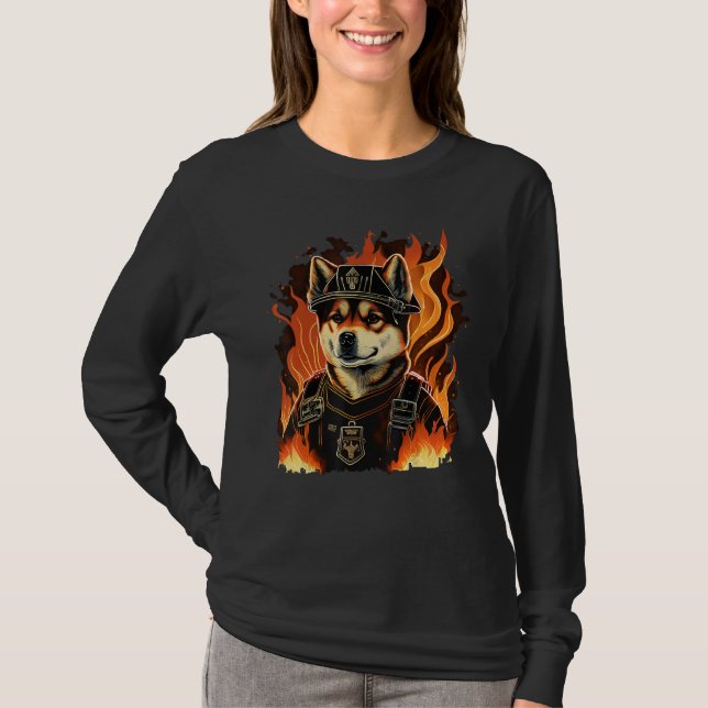 Akita Inu Fireman on Firefighter Akita Inu T-Shirt (Vorderseite)