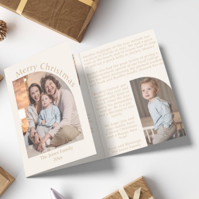 Aktualisierung der Cream Modern Arch Year (Jahr de Dreifach Gefaltete Urlaubskarte (cream and gold arch photo modern boho year in review christmas card family newsletter)