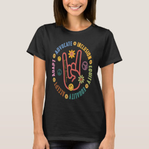Akzeptieren Sie die Adapt Advocate Inklusion Equit T-Shirt