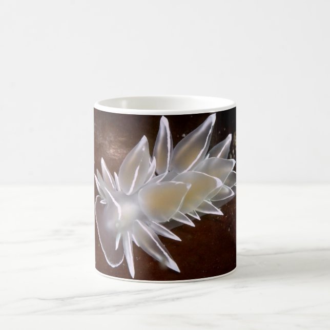 Alabaster NudiBranch Scuba Diver - Tasse (Mittel)