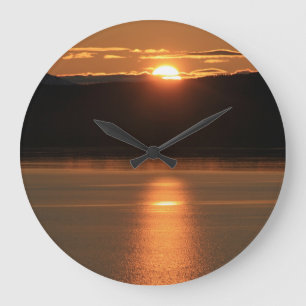 Alaska Sunset - Reflecting off Ocean Große Wanduhr