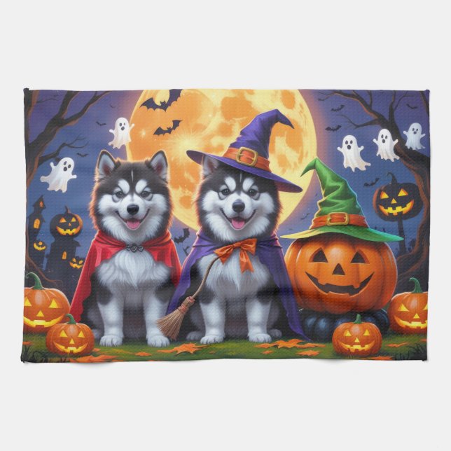 Alaskan Malamute Hogs Pumpkin Halloween Funny Geschirrtuch (Horizontal)