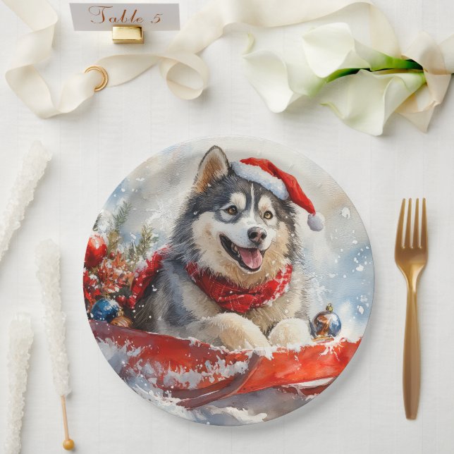 Alaskan Malamute in Sledge Let it Schnee Weihnacht Pappteller (Hochzeit)