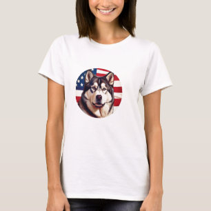 Alaskan Malamute mit amerikanischer Flagge T-Shirt
