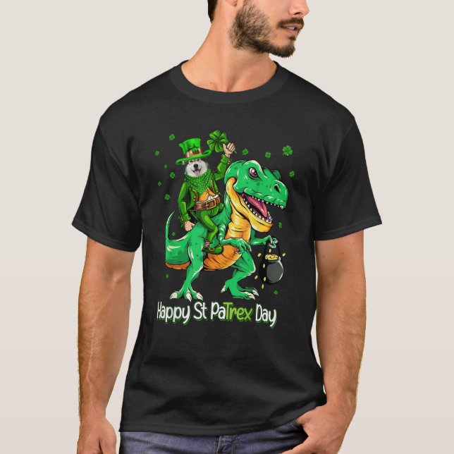 Alaskan Malamute Riding Dinosaur Patricks Day Sham T-Shirt (Vorderseite)