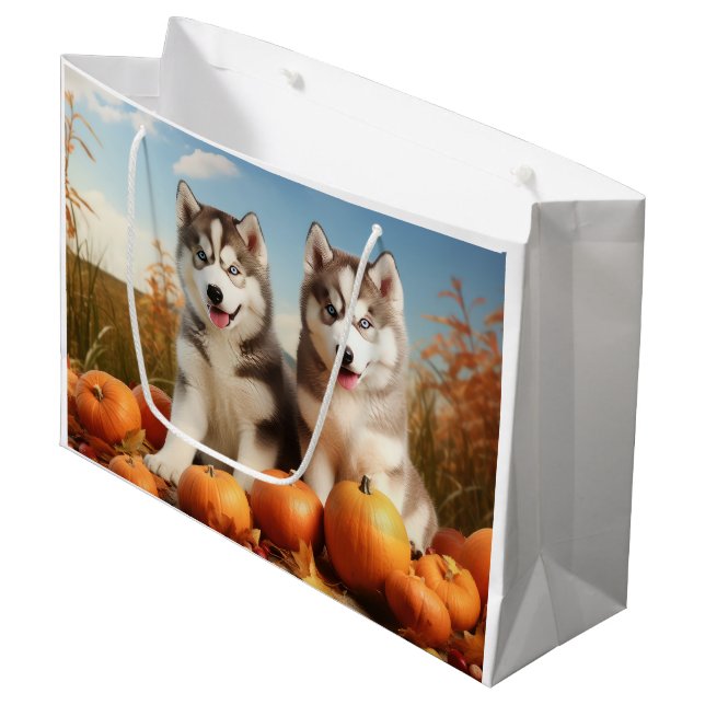Alaskan Malamute Welpe Herbst Delight Pumpkin Große Geschenktüte (Vorderseite Schrägansicht)