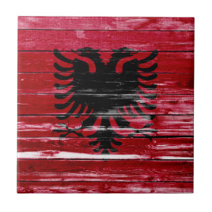 Albanien Flagge Lack auf Holz Fliese