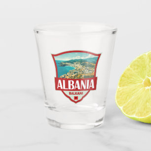 Albanien Illustration Retro Abzeichen Schnapsglas