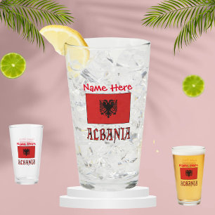 Albanien und Albanische Flagge Rot Personalisierun Glas