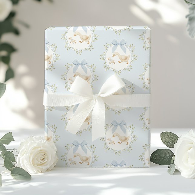 Alberne Gans Blaue Schleife Whimsical Preppy Geschenkpapier (Von Creator hochgeladen)