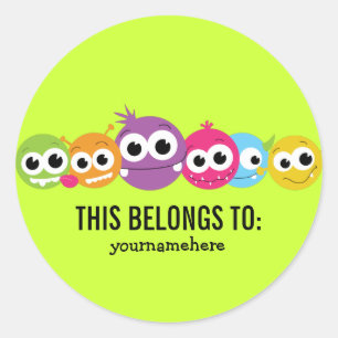 Albernes Niedliches Monster DAS GEHÖRT ZU Stickern Runder Aufkleber