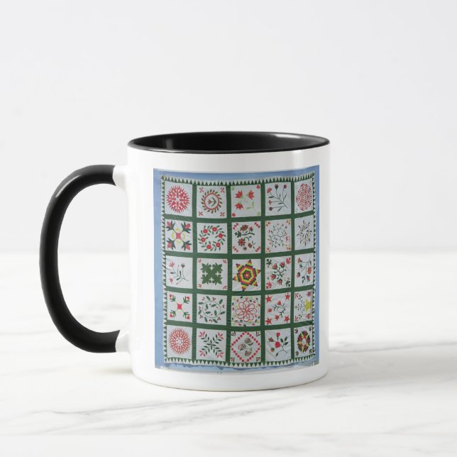 Albumsteppdecke mit Jahreszeit-Blumen, 1844 Tasse (Links)