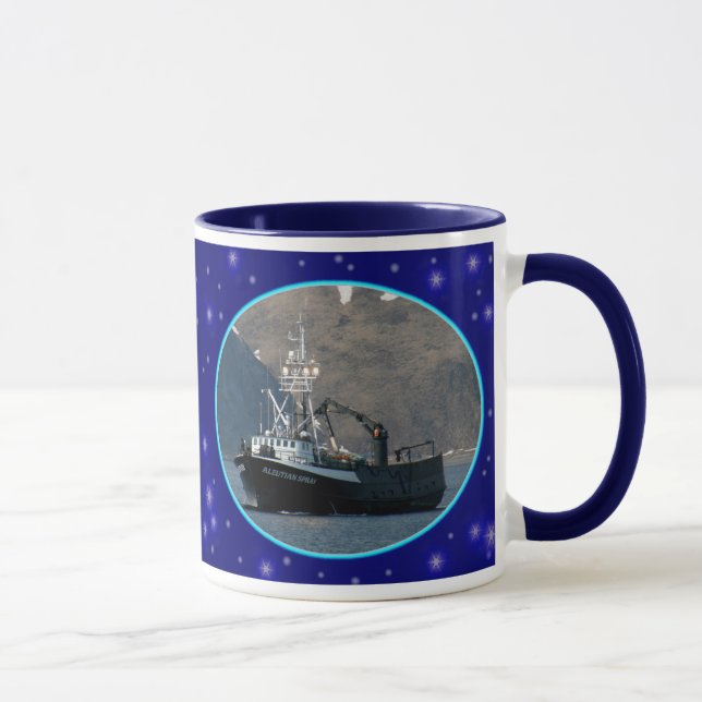 Aleutischer Spray, Krabben-Boot im Tasse (Rechts)
